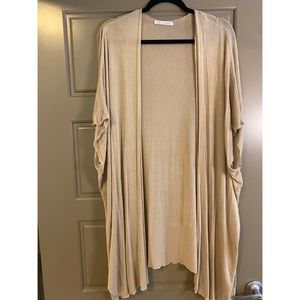 Chris & Carol, one size, lightweight tan duster
